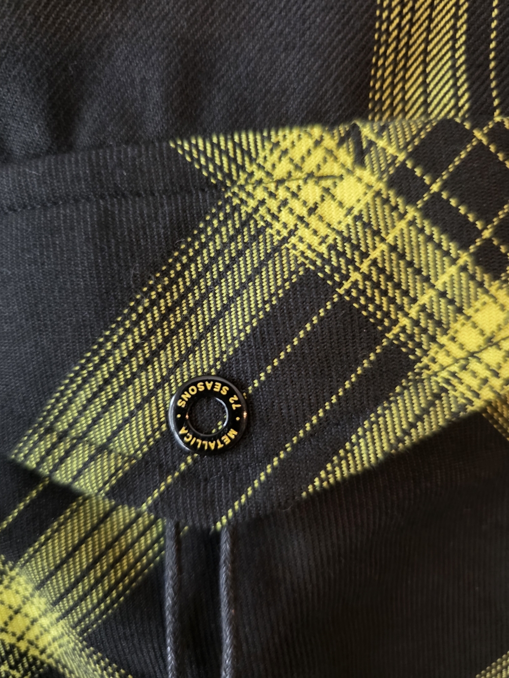 Official Metallica Dixxon Flannel Men's Black & Yellow Collector's Item - Picture 6 of 13